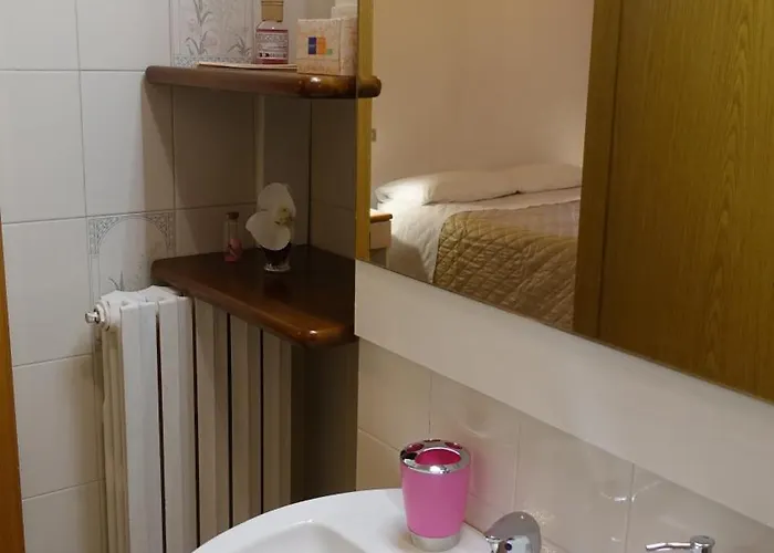 Casa Di Nonna Isolina In The Center, Near The Sea *