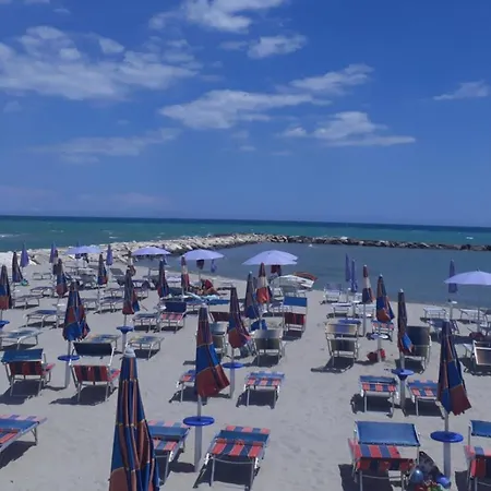 Casa Di Nonna Isolina In The Center, Near The Sea Apartment Martinsicuro