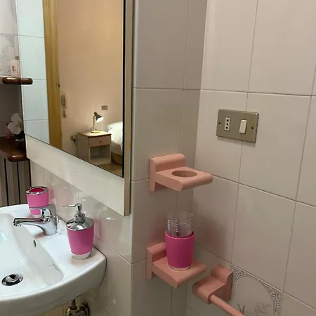 公寓 Casa Di Nonna Isolina In The Center, Near The Sea