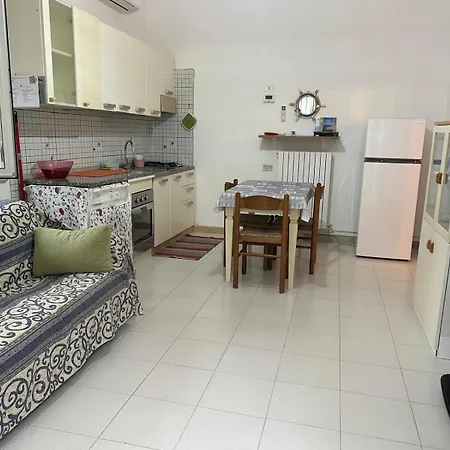 Casa Di Nonna Isolina In The Center, Near The Sea *