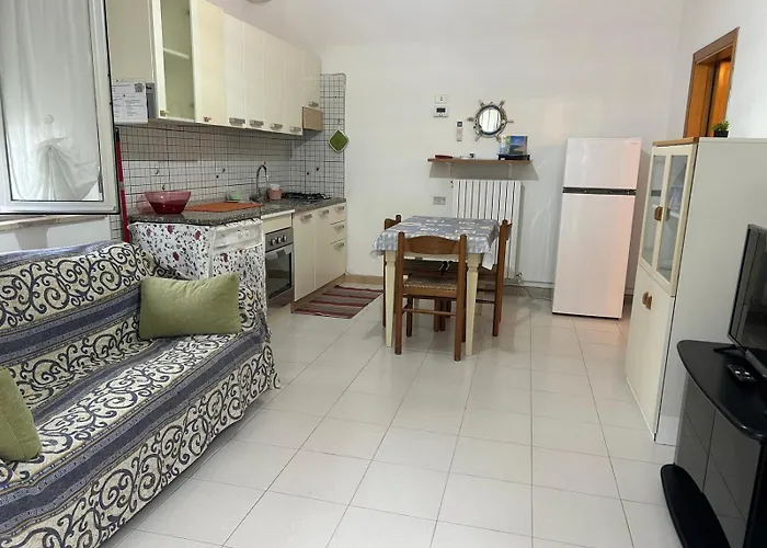 Casa Di Nonna Isolina In The Center, Near The Sea *